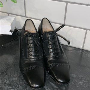 Salvatore Ferragamo leather lace-up Oxford shoes